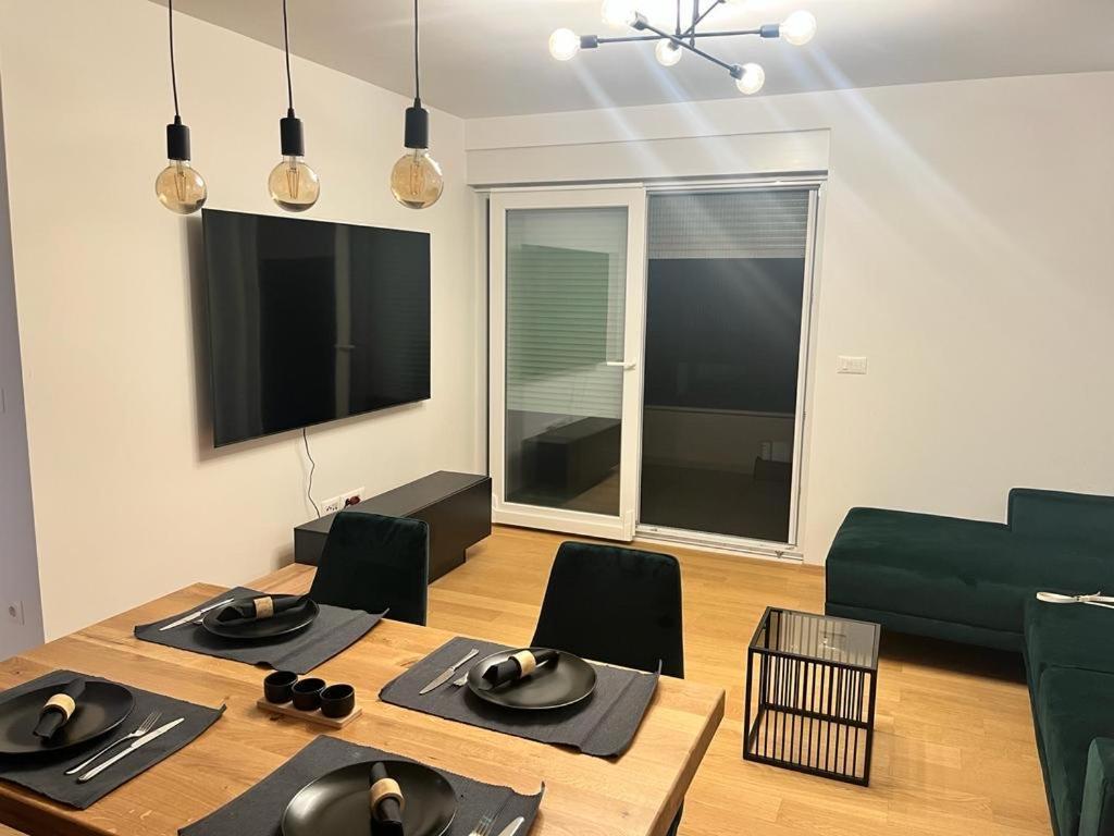 Ferienwohnung Olive Oasis Penthouse With Jacuzzi Zadar Exterior foto